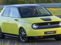 ホンダ e、モーターは最大出力150馬力に…最新プロトタイプの画像 画像