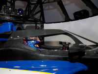 【INDYCAR】王者ディクソンが“エアロスクリーン”のフレーム装着シミュレーターテストを実施…2020年導入予定 画像