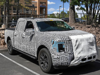 全米不動のベストセラー、フォード F-150 が生まれ変わる…豪華インテリアに電動化も加速 画像