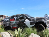 ランドローバー ディフェンダー 新型、迷彩ながら登場…グッドウッド2019 画像