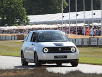 ホンダの新型EV『ホンダe』の最新プロトタイプ発表、ヒルクライムにも出走…グッドウッド2019 画像
