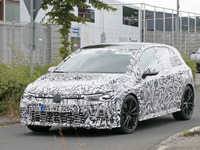 「恐ろしいほどクール」なVW ゴルフGTI 新型、歴代最強300馬力を発揮か 画像