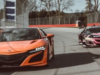 ホンダ NSX 、市販車とレーサーが対決…類似点と相違点は？［動画］ 画像