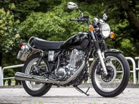 【ヤマハ SR400 試乗】昭和レトロなキックスタートも時代を超えた贅沢だ…青木タカオ 画像
