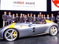 フェラーリ、最高のデザイン部門と認定…レッドドット賞を受賞 画像