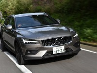 【ボルボ ポールスター パフォーマンス 試乗】あくまで実用、だけど攻めたくなるチューニング…木下隆之 画像