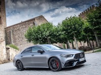 メルセデスベンツ CLA 新型に頂点、421馬力の「AMG45」…欧州発売へ 画像