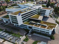 ZF、EモビリティやADAS部門の売上が増加　2019年上半期決算 画像