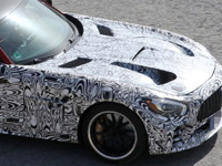 「ブラックシリーズ」復活へ…AMG GT R に設定、ボンネットに秘めた“エグすぎる”戦闘力とは 画像