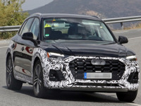 アウディ Q5 改良新型、早くも最終デザインが丸見え!? 画像
