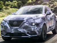 日産 ジューク 新型、プロトタイプの画像 実車は9月3日に発表へ 画像
