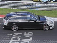 メルセデスの最速ステーションワゴン「AMG E63」がデザイン大幅改良へ 画像