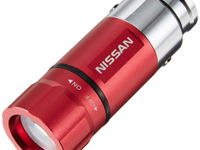 日産など、ソケット充電式LEDライト3万2000個を自主回収　膨張・破損のおそれ 画像