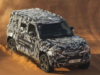 ランドローバー ディフェンダー 新型、ティザーイメージ［動画］…フランクフルトモーターショー2019で発表へ 画像