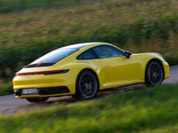 今のポルシェが 911 をモデルチェンジした理由、新型の使命は? 画像