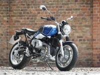 BMWモトラッド、R nineT に「/5」生誕50周年記念モデル　往年の名車を再現 画像