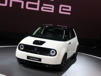 ホンダe、3月のプロトタイプとどこが違うのか？…フランクフルトモーターショー2019 画像