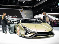 ランボルギーニ『シアン』、正式車名に故ピエヒ氏への敬意を表現…フランクフルトモーターショー2019 画像