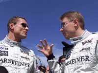 クルサードがハッキネンに「戻って来いよ」と 画像