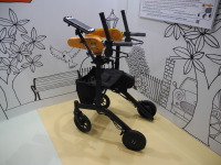 トレーニング機能付歩行器、ジェイテクトが発売へ…福祉機器展2019 画像