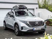 メルセデスベンツ初の市販EV『EQC』、純正アクセサリーを欧州発表 画像