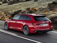 アウディ RS4アバント に改良新型、450馬力ツインターボ搭載 画像