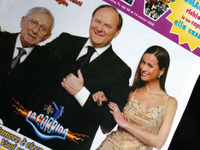 「目立ち男」テレビニュースに出没中 画像