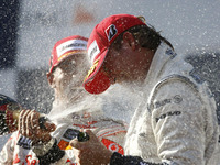 【F1オーストラリアGP】決勝…チェッカー7台、でも余裕のハミルトン 画像