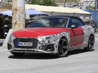 アウディ S5カブリオレ に早くも改良新型…よりアグレッシブな顔に進化! 画像