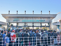 【F1 日本GP】いよいよ決勝、観客たちが続々と鈴鹿サーキットへ 画像