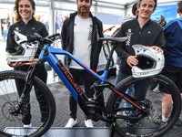 プジョー、新型高性能電動アシストMTB発表…航続は最大140km 画像