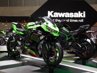 ついに出た“4発ニーゴー”！カワサキ Ninja ZX-25R、気になる値段は…東京モーターショー2019 画像