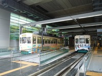 工事が進む富山駅高架下…富山ライトレールが路面電車南北接続の見学会　12月1日 画像