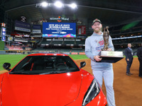 シボレー コルベット 新型、米MLBワールドシリーズのMVPに贈呈 画像