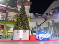 EVでクリスマスツリー点灯中…東京モーターショー2019コラボ企画 画像