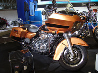 【東京モーターサイクルショー08】ハーレーは105周年記念車を用意 画像