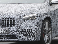 最強の2Lターボ搭載、メルセデスAMG GLA45 新型は2020年登場へ 画像