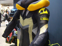 【東京モーターサイクルショー08】エアバッグ内蔵スーツ…RSタイチ 画像