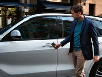 BMWグループ、次世代デジタルキー開発へ…スマホの電池がなくても作動 画像