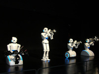 【ゴールデンウィーク】トヨタ パートナーロボットが演奏会 画像
