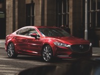 マツダ6 に2020年モデル、ロサンゼルスモーターショー2019で発表へ 画像