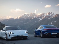 ポルシェのEV『タイカン』、761馬力の「ターボS」出展へ…ロサンゼルスモーターショー2019 画像