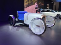 1900年のメルセデス第一号車を最新技術で再現、『ヴィジョン・シンプレックス』…ロサンゼルスモーターショー2019 画像