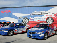 【IRL】アコードクーペ 新型がペースカーに 画像