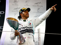 【F1 アブダビGP】最終戦は王者ハミルトンがポールトゥウィン…フェルスタッペンが2位 画像