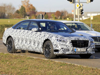 メルセデスベンツ Sクラス 新型に、V12エンジン搭載の可能性!? 画像