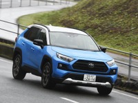RAV4はカッコいい! だけじゃない…今井優杏【日本カーオブザイヤー2019-2020】 画像