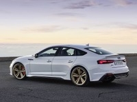 アウディ A5スポーツバック 改良新型に頂点、「RS5」…450馬力 画像