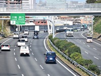 ガソリン価格が半年ぶりの高値、年末年始のマイカー族直撃［新聞ウォッチ］ 画像