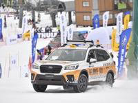 スバルゲレンデタクシーに新井大輝選手が初登場…敏弘選手と親子デモラン 画像